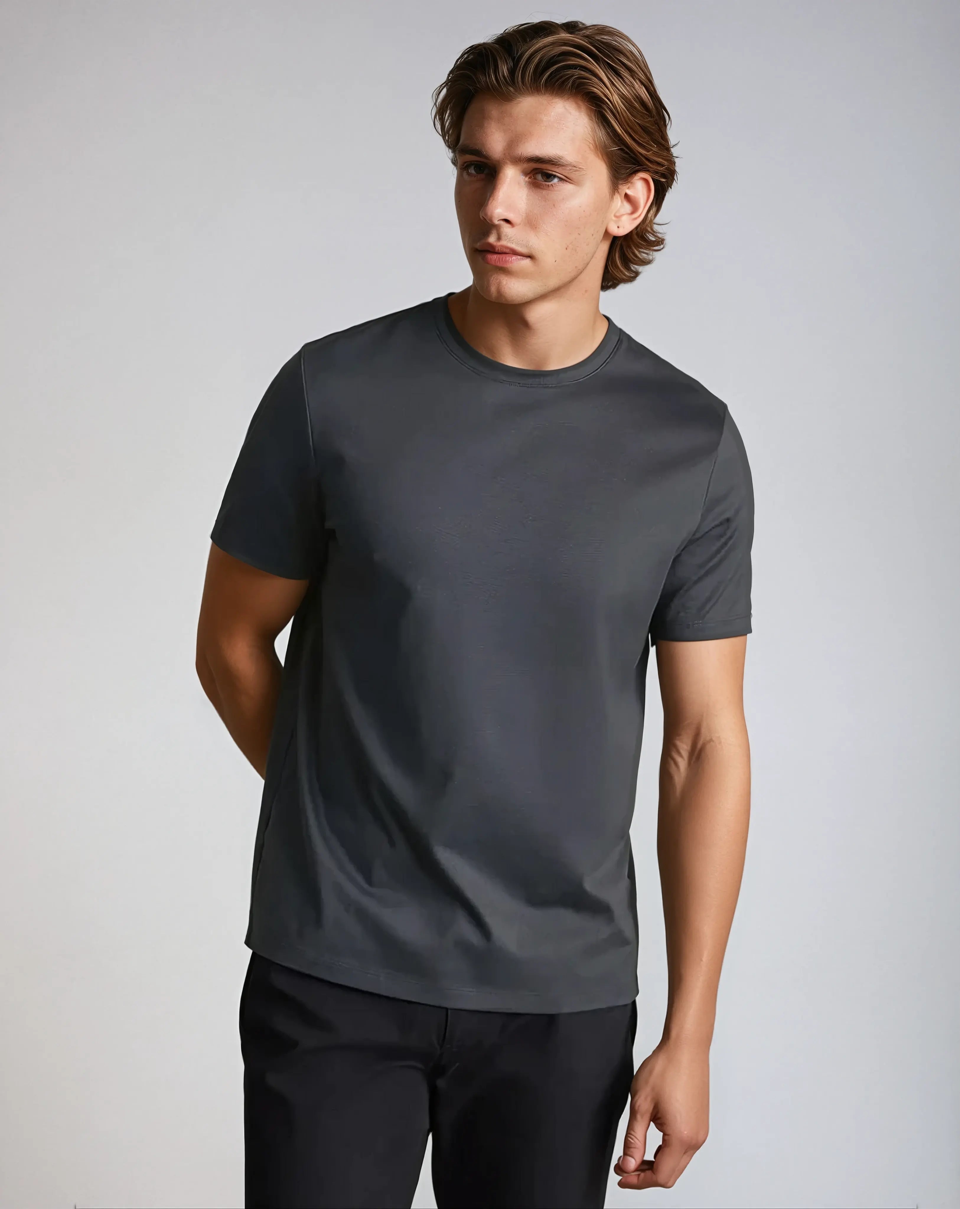 Liam - Grey Basic T-shirt