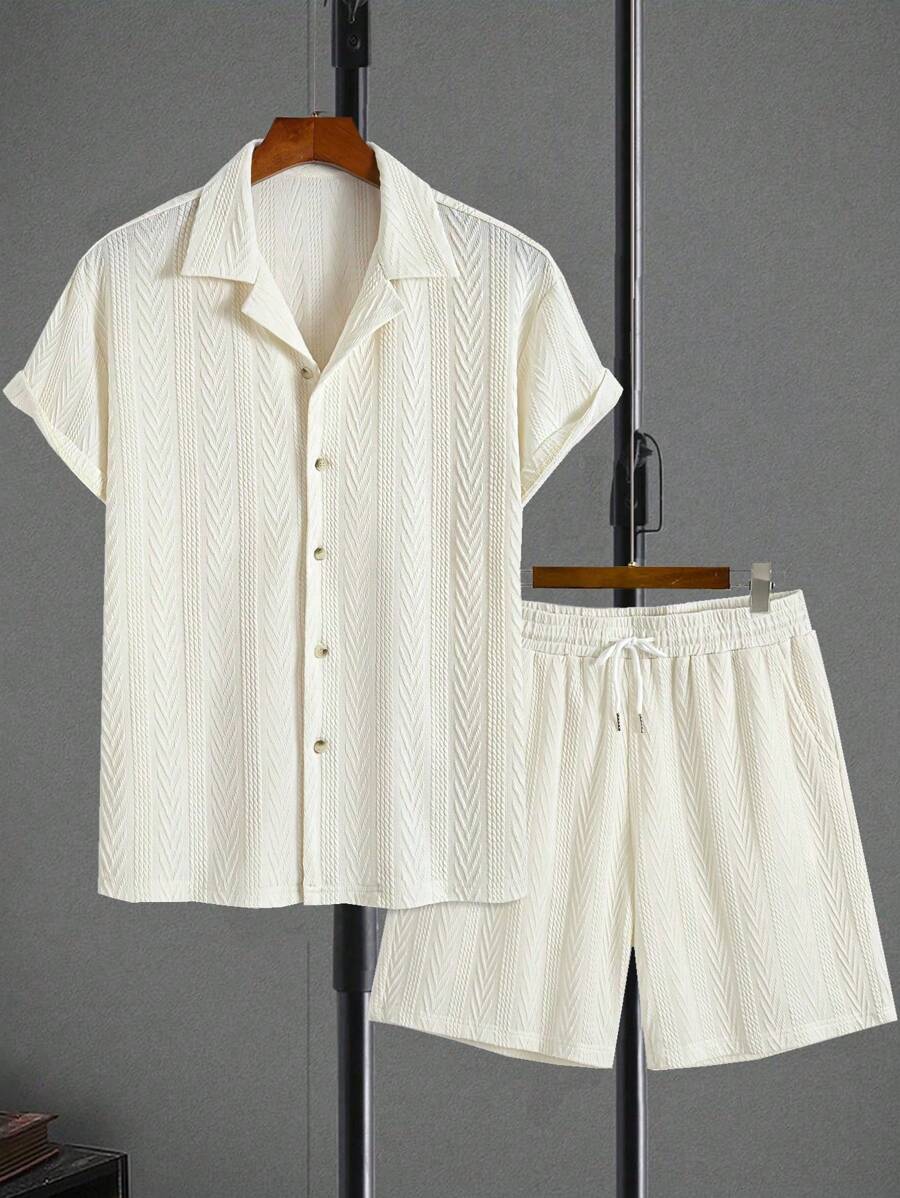Old Money yacht summer set